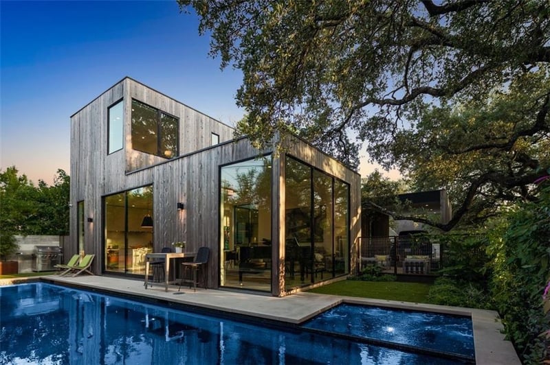 Virtual tour of 202 Brewster ST