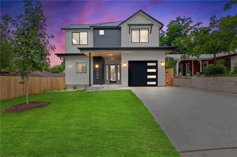 Virtual tour of 202 El Paso ST
