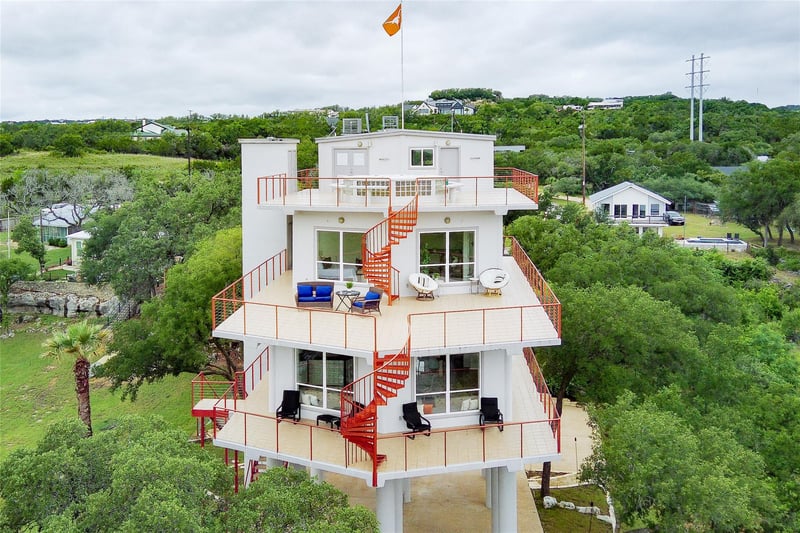 Virtual tour of 20202 Barnett Glenn RD
