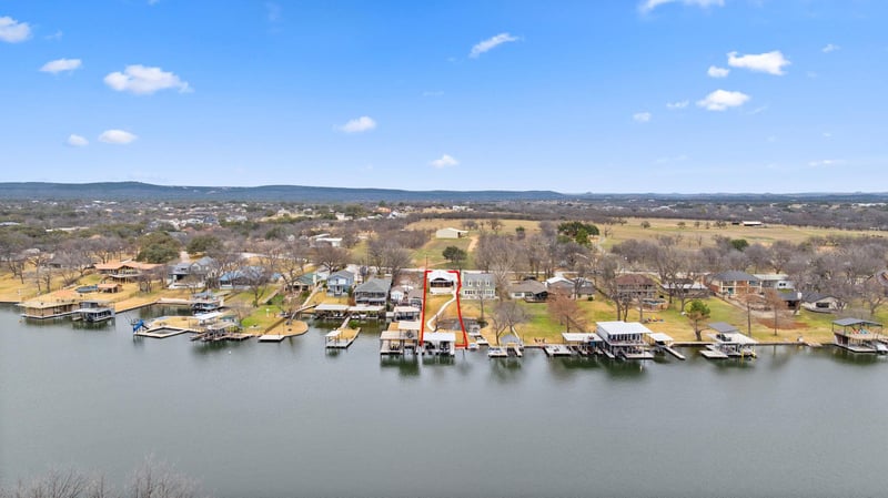 Virtual tour of 2028 Williams Lakeshore
