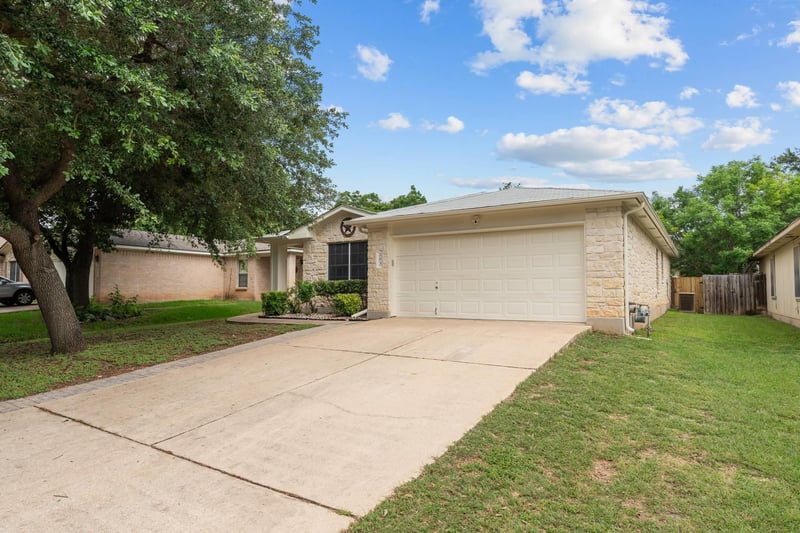 Virtual tour of 203 Presidio DR