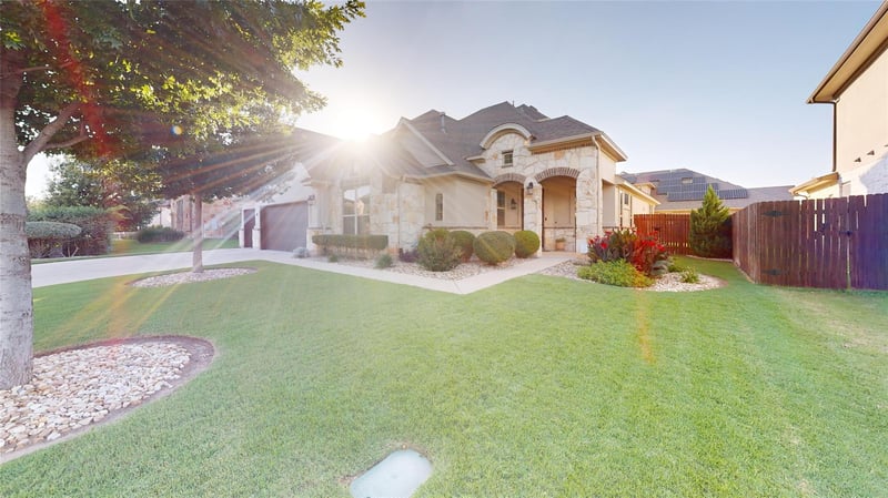 Virtual tour of 203 Summer Park BND