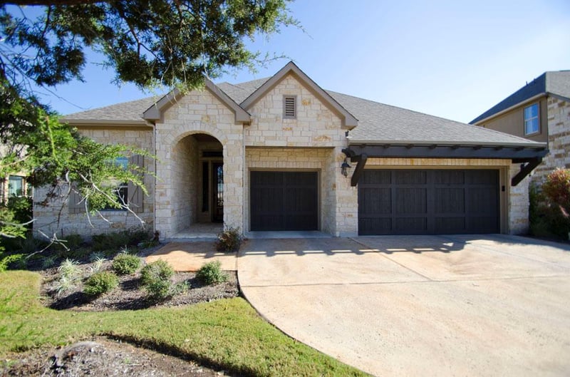 Virtual tour of 203 Tavish Trl