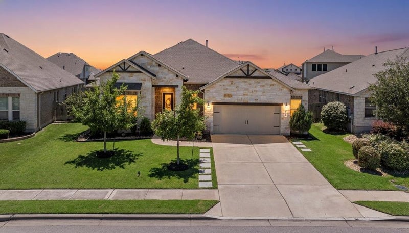 Virtual tour of 20312 Martin LN