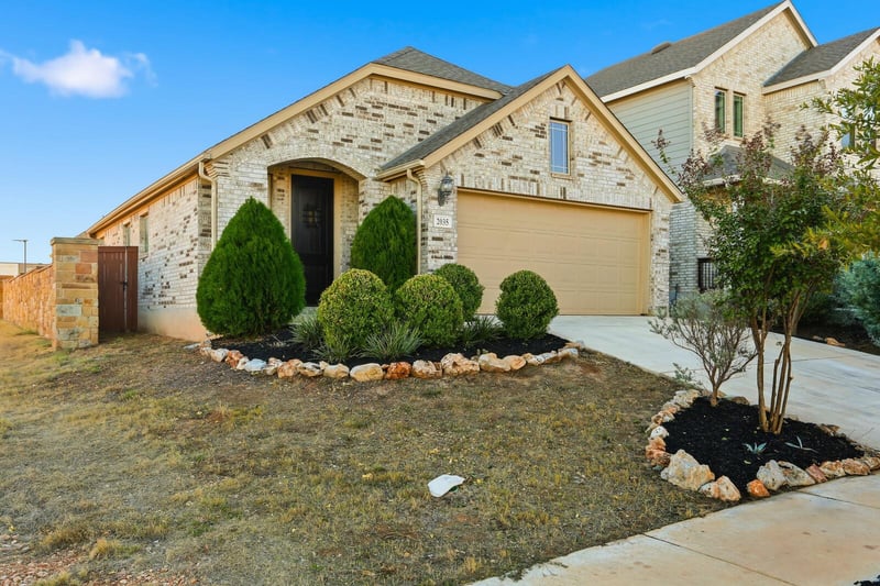 Virtual tour of 2035 Cowan