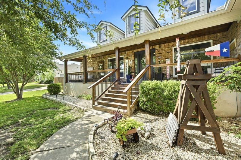 Virtual tour of 204 Blanco DR