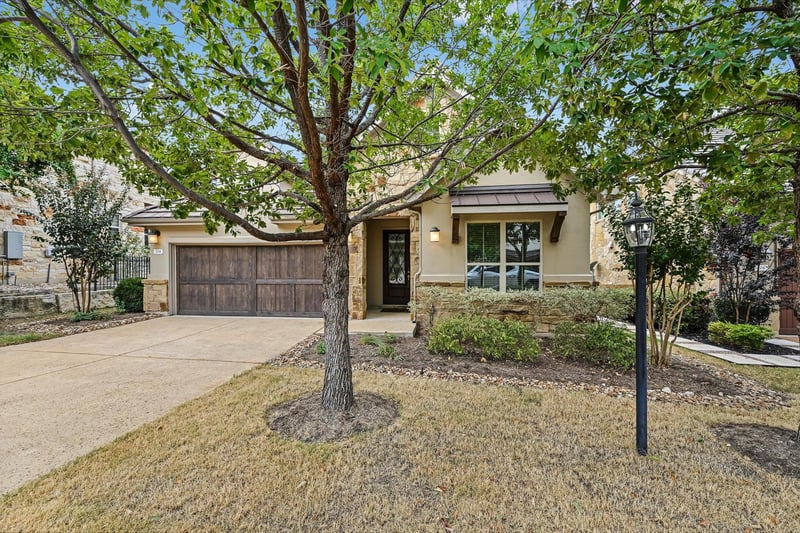 Virtual tour of 204 Maxwell Way
