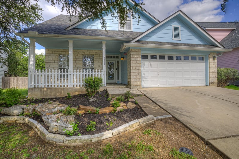 Virtual tour of 2043 Nevada ST