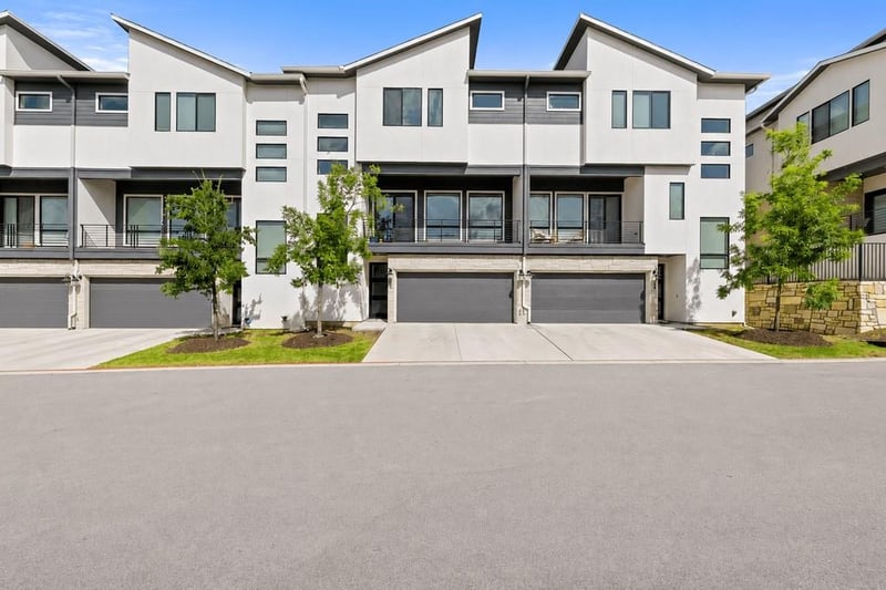 Virtual tour of 2050 Lohmans Spur RD Unit #603