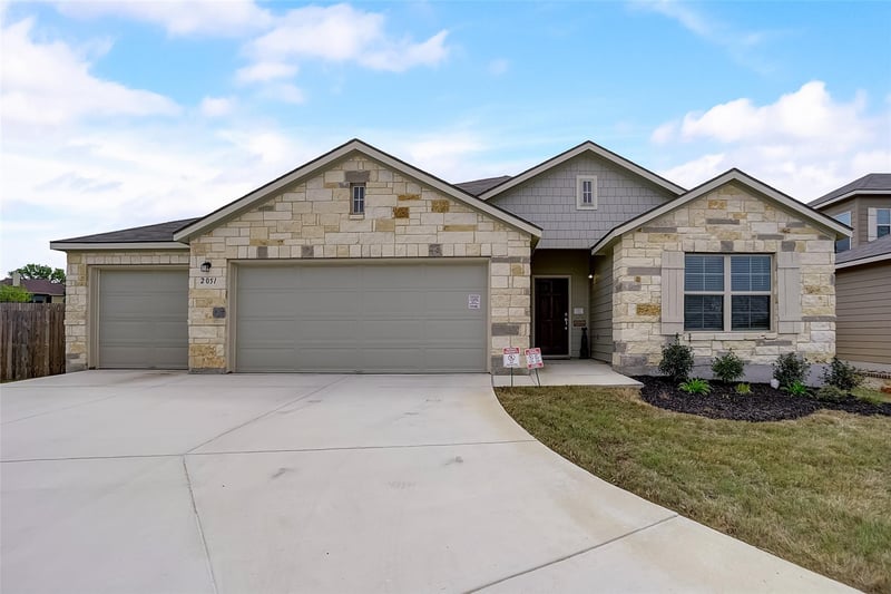 Virtual tour of 2051 Rowan Way