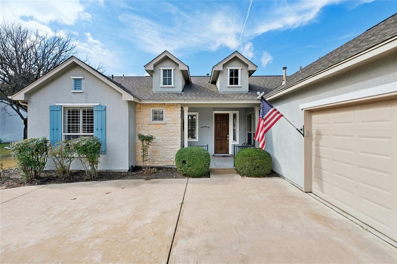 Virtual tour of 206 Scurry PASS