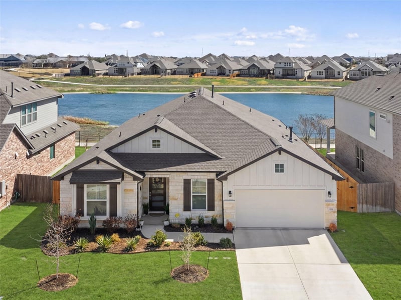Virtual tour of 20608 Carries Ranch Rd