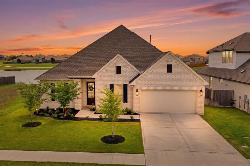 Virtual tour of 20620 Carries Ranch RD