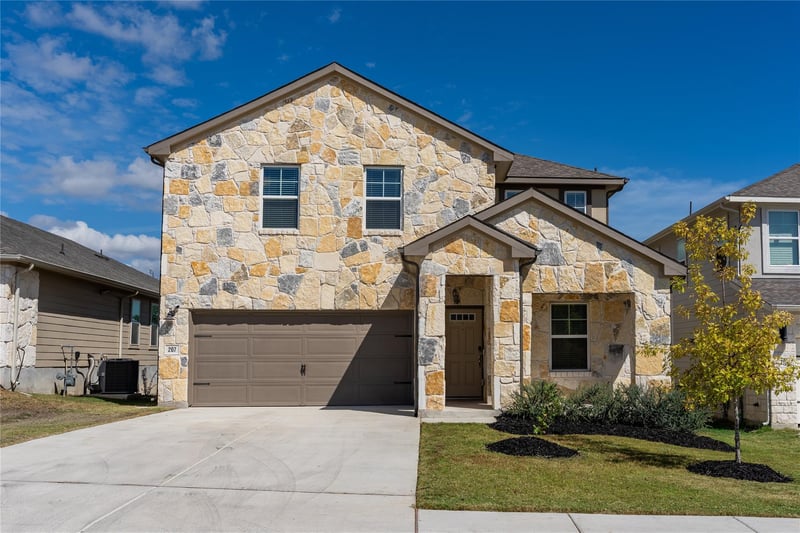 Virtual tour of 207 El Capitan Loop