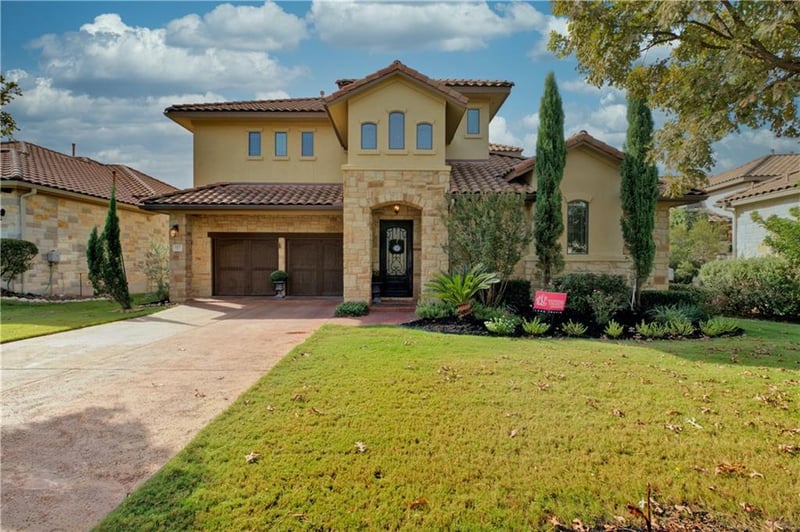 Virtual tour of 207 Rocky Coast DR