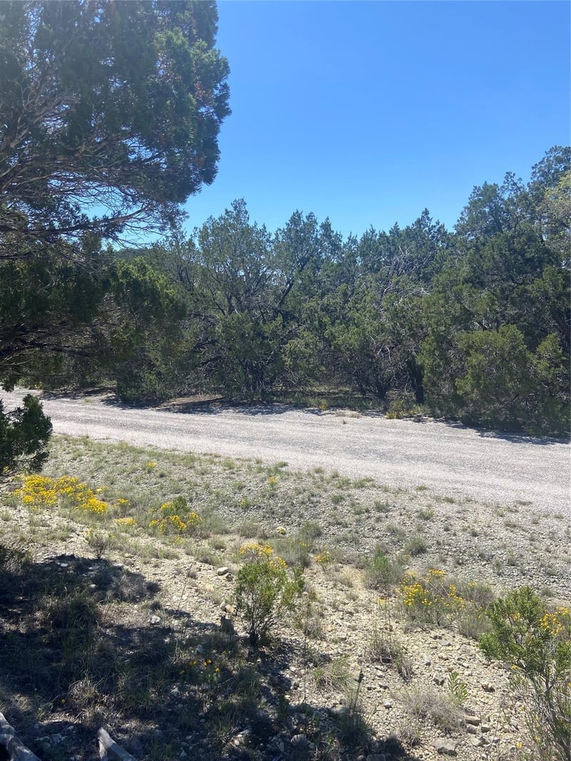 Virtual tour of 20702 Appaloosa TRL