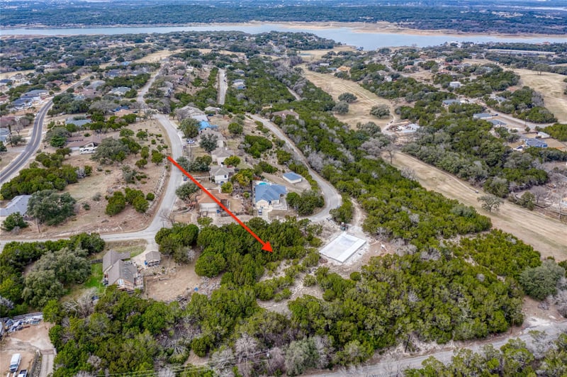 Virtual tour of 20702 N Ridge St