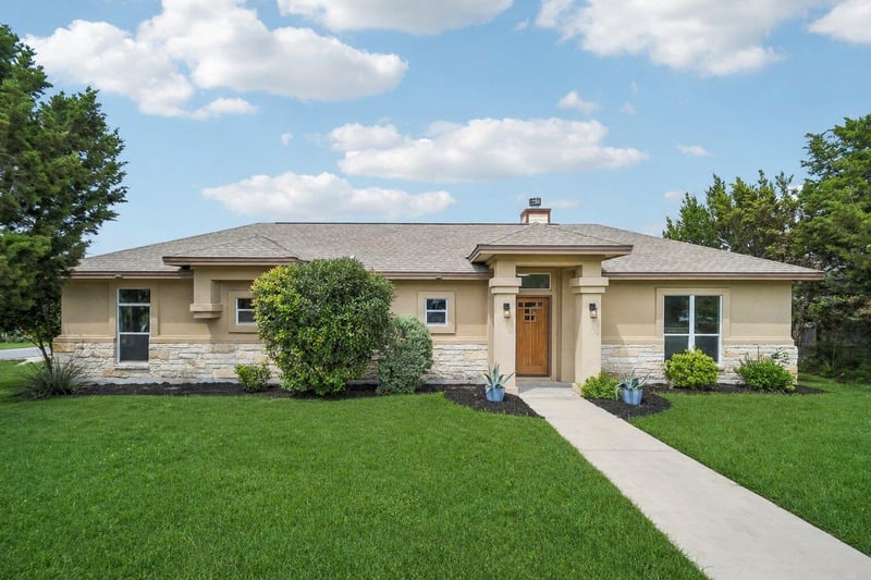 Virtual tour of 20800 Ridgeview RD