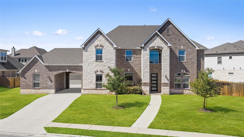 Virtual tour of 20808 Pinewalk Dr