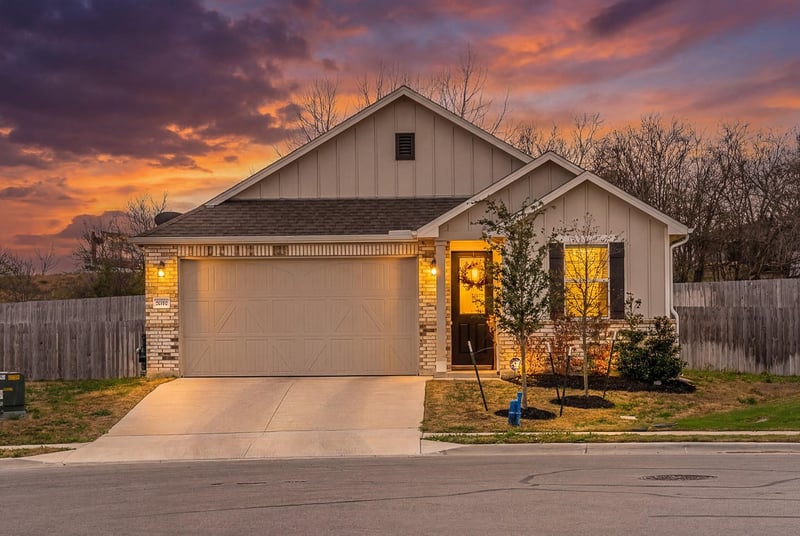 Virtual tour of 20811 Phebe Foster St