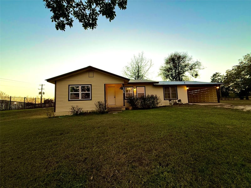 Virtual tour of 209 County Road 310