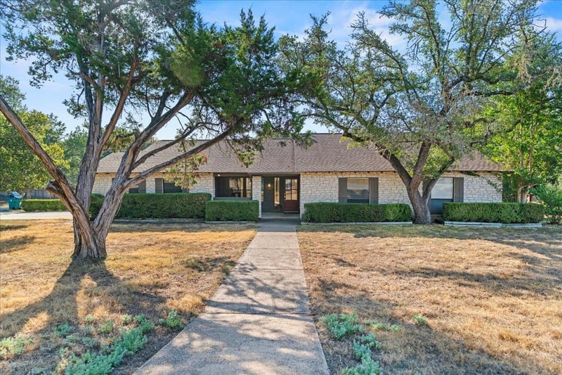 Virtual tour of 21 Shady Grove LN