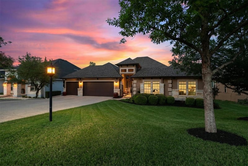 Virtual tour of 210 Lake Como DR