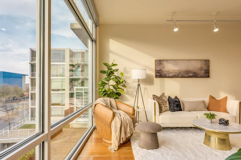 Virtual tour of 210 Lee Barton DR Unit #421