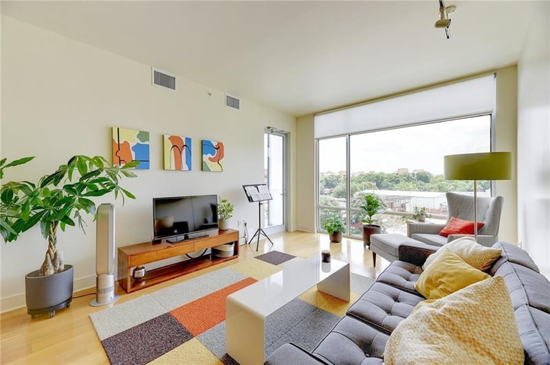 Virtual tour of 210 Lee Barton DR Unit #512