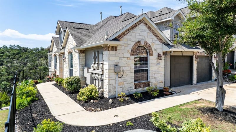 Virtual tour of 210 Sunrise Ridge CV