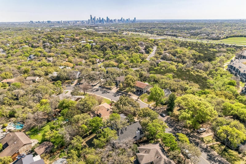 Virtual tour of 2100 Apricot Glen DR