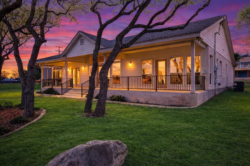 Virtual tour of 21002 Boggy Ford RD