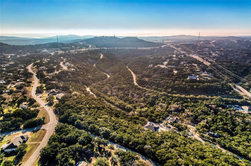 Virtual tour of 21003 Ridgeview Loop