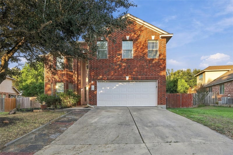 Virtual tour of 21008 Hallbrook Ln
