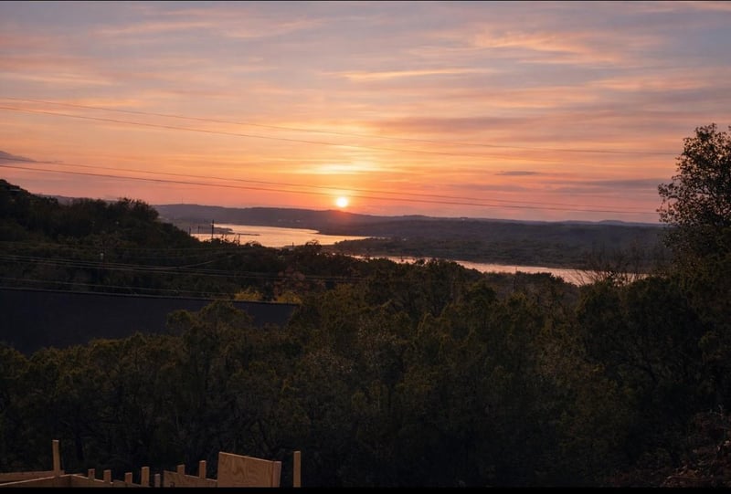 Virtual tour of 21009 Post Oak DR