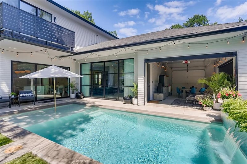 Virtual tour of 2101 Rabb Glen ST