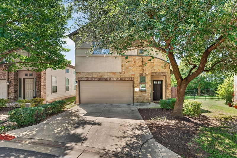 Virtual tour of 2101 Rivers Edge WAY Unit #3