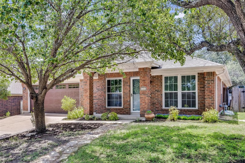 Virtual tour of 2103 Emmett Pkwy