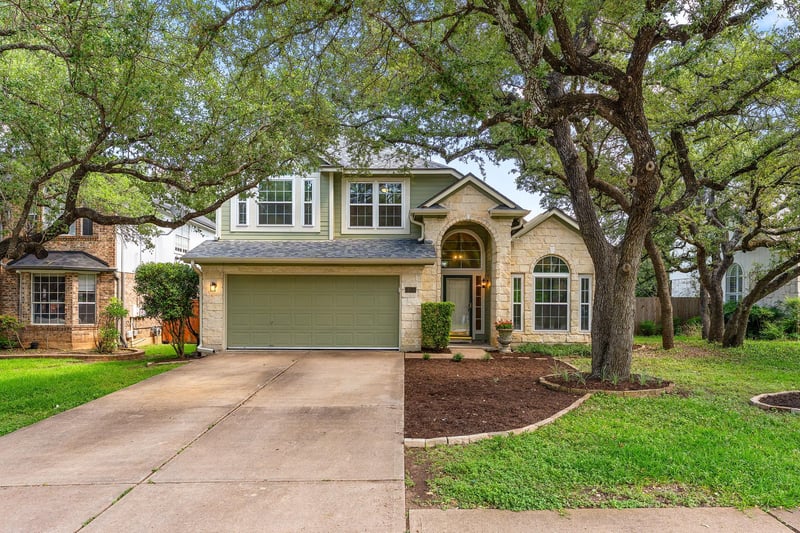 Virtual tour of 2104 Lobelia DR