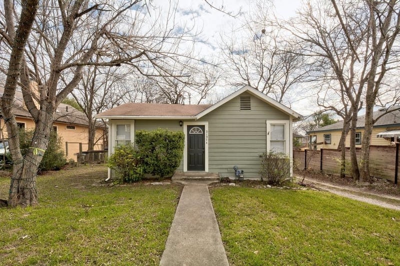 Virtual tour of 2107 Brackenridge ST