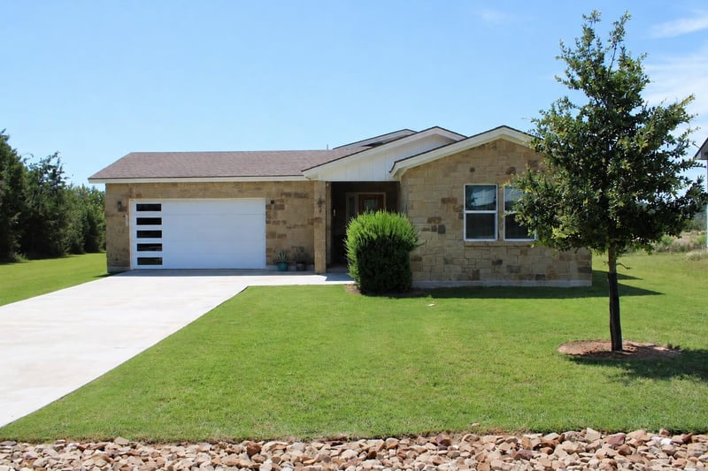 Virtual tour of 2108 Patriot DR