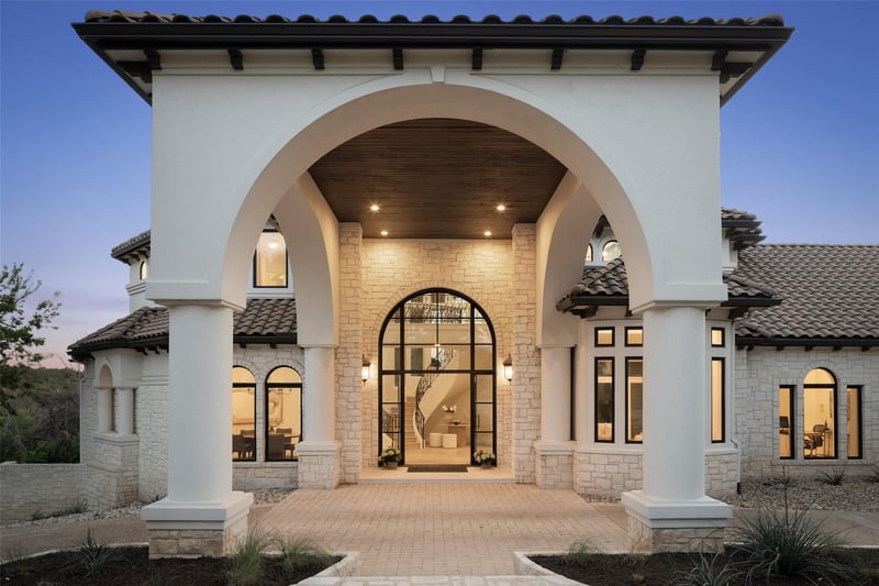 Virtual tour of 211 Bella Cima Dr