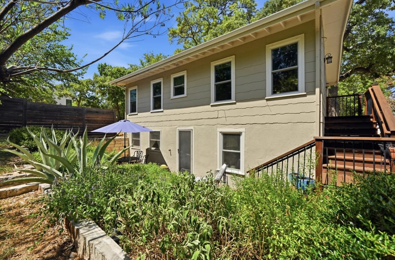 Virtual tour of 2111 W 12th St