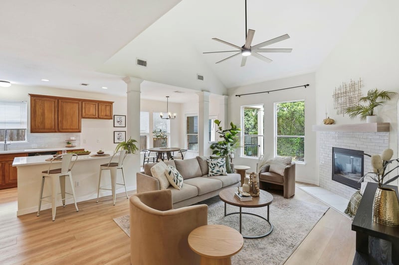 Virtual tour of 2112 Burnie Bishop Pl