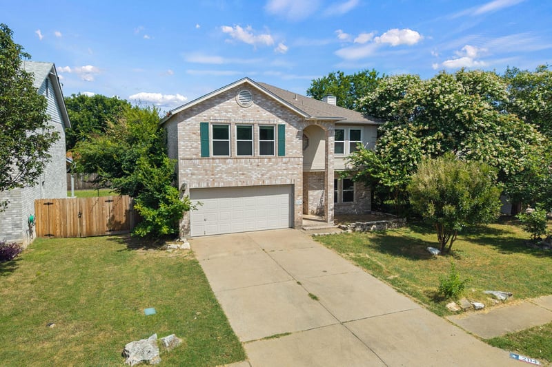 Virtual tour of 2114 Milan DR
