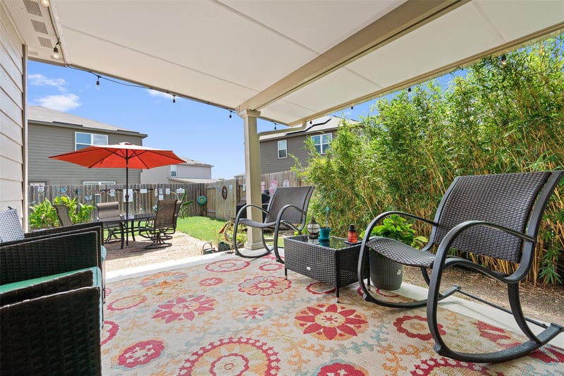 Virtual tour of 212 Hyacinth WAY