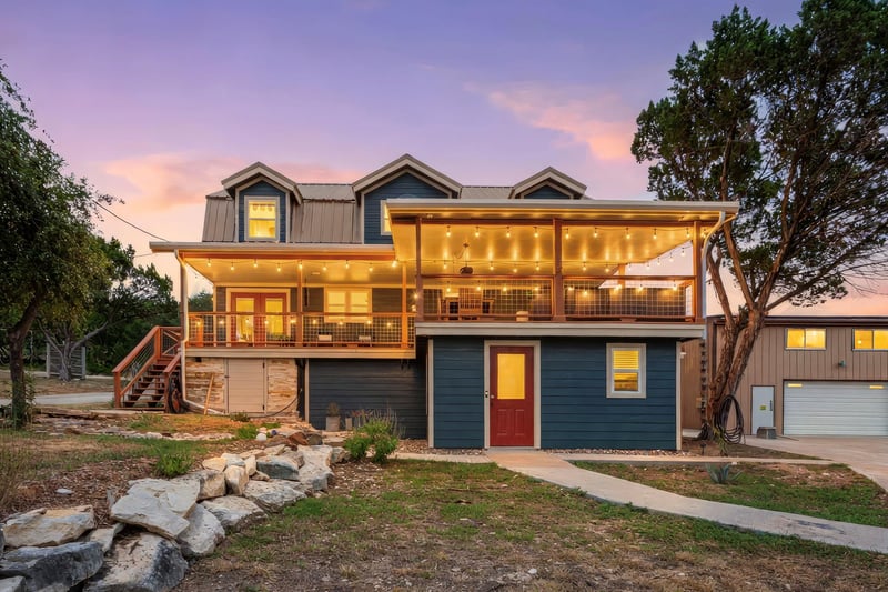 Virtual tour of 21201 Palomino CV