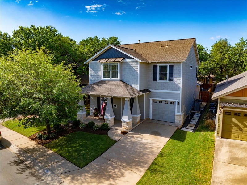 Virtual tour of 2121 Amur DR