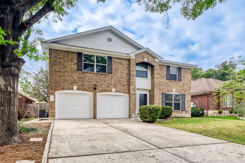 Virtual tour of 2121 Desco Dr