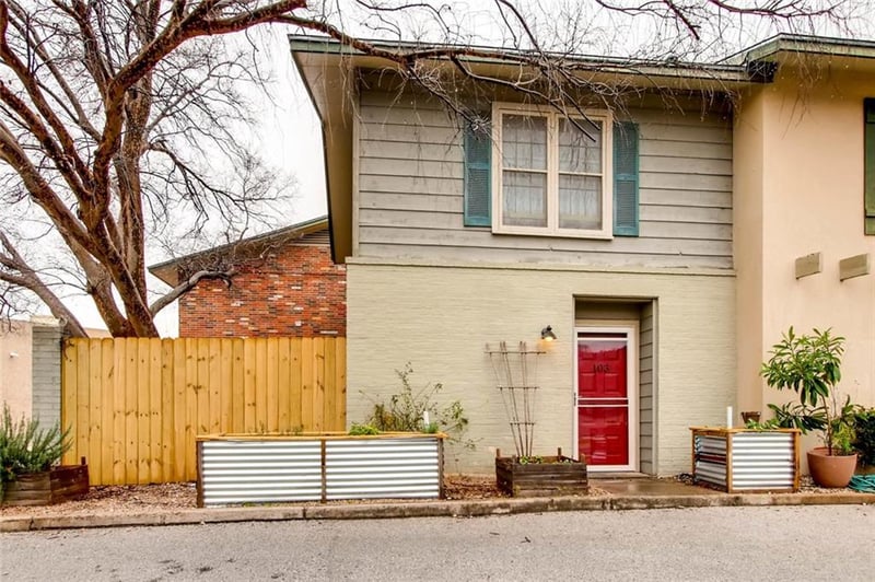 Virtual tour of 2122 Hancock Dr Unit #103